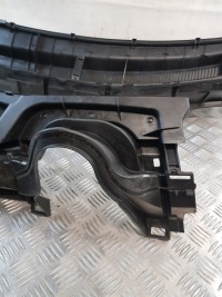 фото thumb №11, Toyota auris i 07r- панель под лобовым стеклом комплектные 55708-12290