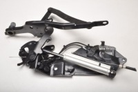 фото thumb №1, Bmw e88 петля дах лівий