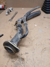 фото thumb №1, Suzuki jimny iii труба заливной топлива 1.3