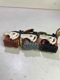 фото thumb №6, Разъёмы штекер колодка коробка предохранителей bsm r07 peugeot 1007 207