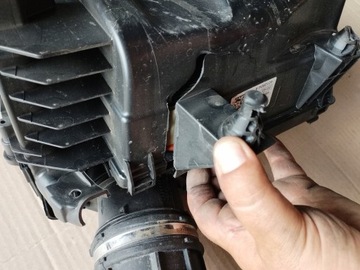 фото thumb №5, Mercedes w176 рестайлінг 1.5cdi корпус фільтра повітря труба уловлювач