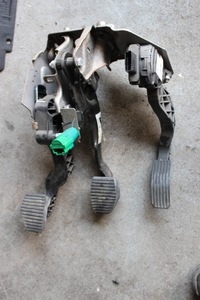 фото thumb №1, Citroen c4 cactus 1.2 thp педалі комплект europa