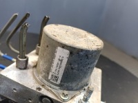 Tesla model 3 насос abs 1044745-00-b Оригинал, фото thumb