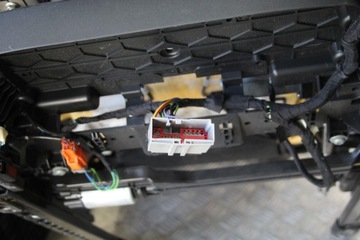 фото thumb №6, Сидіння салон шкіра land rover discovery sport l550