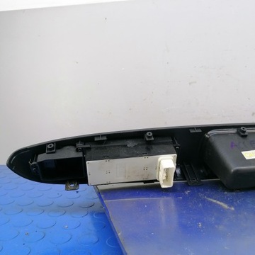 фото thumb №6, Hyundai accent iii hb панель керування скло лівий 827101e250