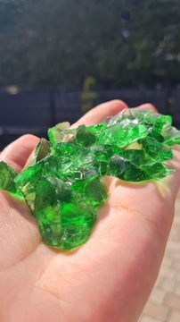 СТЕКЛЯННАЯ КРУСТКА ЗЕЛЕНЫЙ КАМЕНЬ СТЕКЛО ДЛЯ ГАБИОНОВ 3-5см 1кг