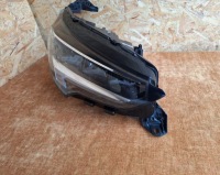 фото thumb №1, Opel corsa f лампа правая led 9829522580