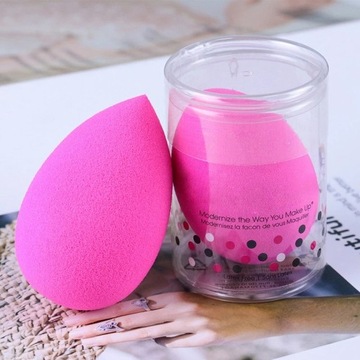 Оригинальный спонж для макияжа Beautyblender PINK.