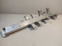 фото thumb №1, Mg zs ev 2023 - балка кронштейн 11209845