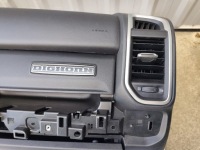 фото thumb №11, Ram v 1500 dt торпедо роздавальна консоль чорна оригінал