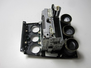 фото thumb №8, Радиопроигрыватель cd mazda 6 2002r
