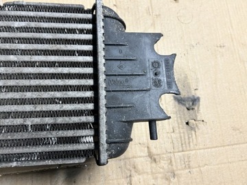 фото thumb №9, Интеркулер радиаторов trafic vivaro 1.9 dci 7700312903