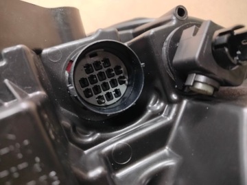 фото thumb №7, Land rover discovery v повний led 7 контактів лампа права ліва