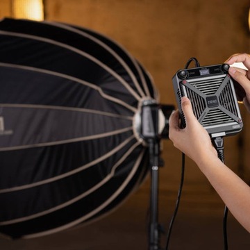 Светодиодная лампа Zhiyun Molus G200 COB Light 200 Вт