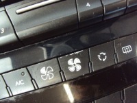 фото thumb №5, Панель радио кондиционера peugeot 508 i