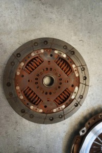 Сцепление диск прижим колесо маховик комплект  ford focus mk1 1.8 tddi 323049910 Недорого, фото thumb