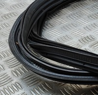 фото thumb №5, Ford mustang mach-e 2023 резиновый прокладка багажника заднего / na кузов