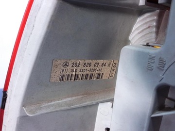 фото thumb №6, Mercedes c w202 sedan лампа зад правая 2028200264