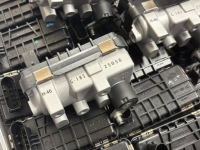 Оригінал регулятор блок керування турбіни g-185, 6nw008412, 712120 do mercedesa Недорого, фото thumb