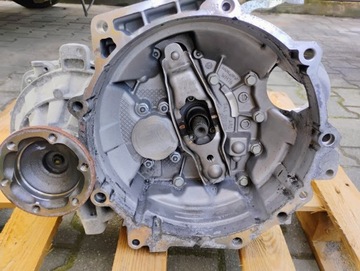 фото thumb №12, Vw caddy iv 2k5 2.0 tdi 67 tyś km коробка передач коробки передач tle старт-стоп 5 коробки передач