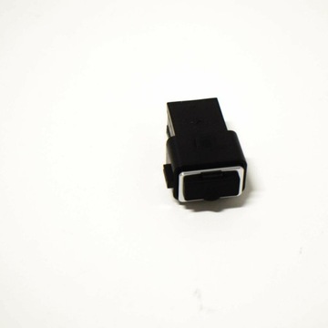 фото thumb №12, Гніздо aux volvo xc70 mk2 оригінальний 30775252