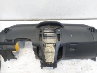 фото thumb №8, Торпедо роздавальна капот консоль головна подушка  toyota yaris 2 ii _p9_