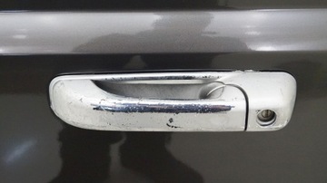 фото thumb №3, Jeep commander 05-10 передние левая дверь t