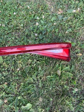 фото thumb №3, Лампа зад средняя cupra formentor повреждённая