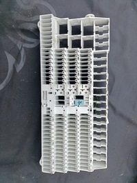 фото thumb №1, Коробка запобіжників scania r s панель