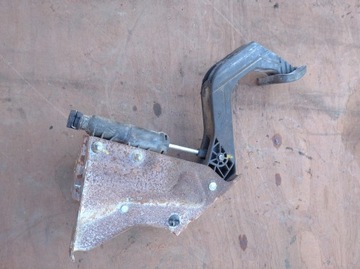 фото thumb №1, Педаль зчеплення 1036776 sprinter