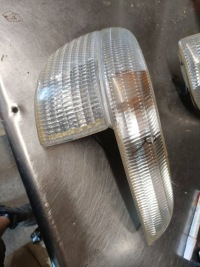 фото thumb №1, Поворотник правый перед ford explorer ii 95r usa