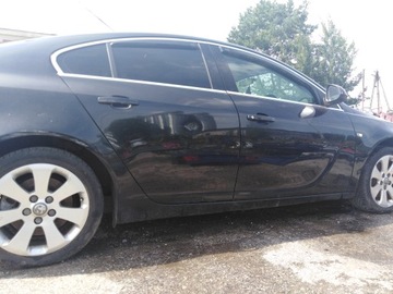 фото thumb №1, Дверь правый левый зад opel insignia a z22c 07'