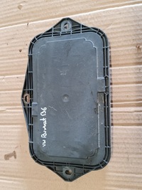 фото thumb №1, Заглушка підскло vw passat b6 5p0941369