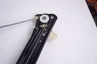 фото thumb №11, Механізм підйомник скло лівий перед porsche taycan 9j1837401d