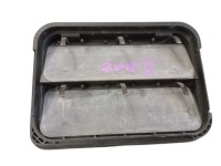 фото thumb №1, Решётка вентиляционное отверстие поперечина заднего peugeot 208 ii 9675506980