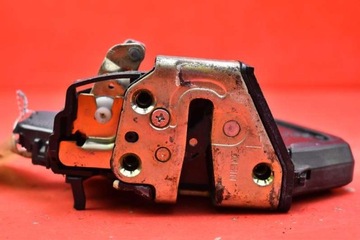 фото thumb №5, Замок дверь левый зад задний toyota corolla verso 1 i 01-06