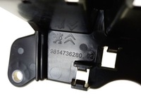 фото thumb №9, Berlingo 19- крепление коробка предохранителей