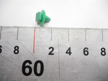 фото thumb №6, Клипсы крепление обивка стойка fiat grande punto оригинальный номер 71748293