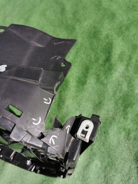 фото thumb №12, Bmw x5 g05 жалюзі кермо повітря ролета 5113226775