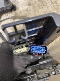 Моторчик закривання двері chrysler pacifica 2018 з задній po правої 68368918a Недорого, фото thumb