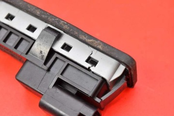 фото thumb №9, Ручка кнопка кришки зад задньої 9676028380 peugeot 208 1 i 5d hb 15-19