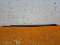 Купить Toyota yaris iv 20- молдинг уплотнитель дверь стекло перед правый, фото thumb