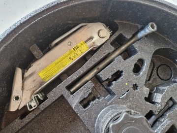 фото thumb №6, Вкладка колеса запасного набір ремонтний audi a4 b7 універсал 2004-2008 2.0 tdi