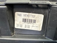 фото thumb №13, Gmc yukon sierra denali 07-14r туннель средний консоль подлокотник оригинал