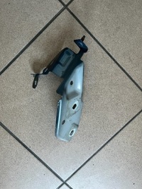 фото thumb №1, Лист кронштейн крила праве renault captur fl