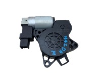 фото thumb №1, Mazda 2 моторчик скло правий задня g22c5958x