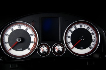 Volkswagen Golf 5 INDIGLO MoMan циферблаты одометра