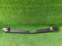 фото thumb №1, Audi a3 8v пластик прокладка защита капот 8v0823126