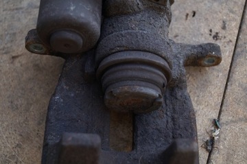 фото thumb №5, Суппорт левый зад audi a5 8t рестайлинг 2.0 tdi