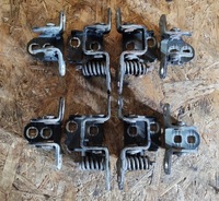 фото thumb №1, Петли дверь правый задняя jeep compass чёрные